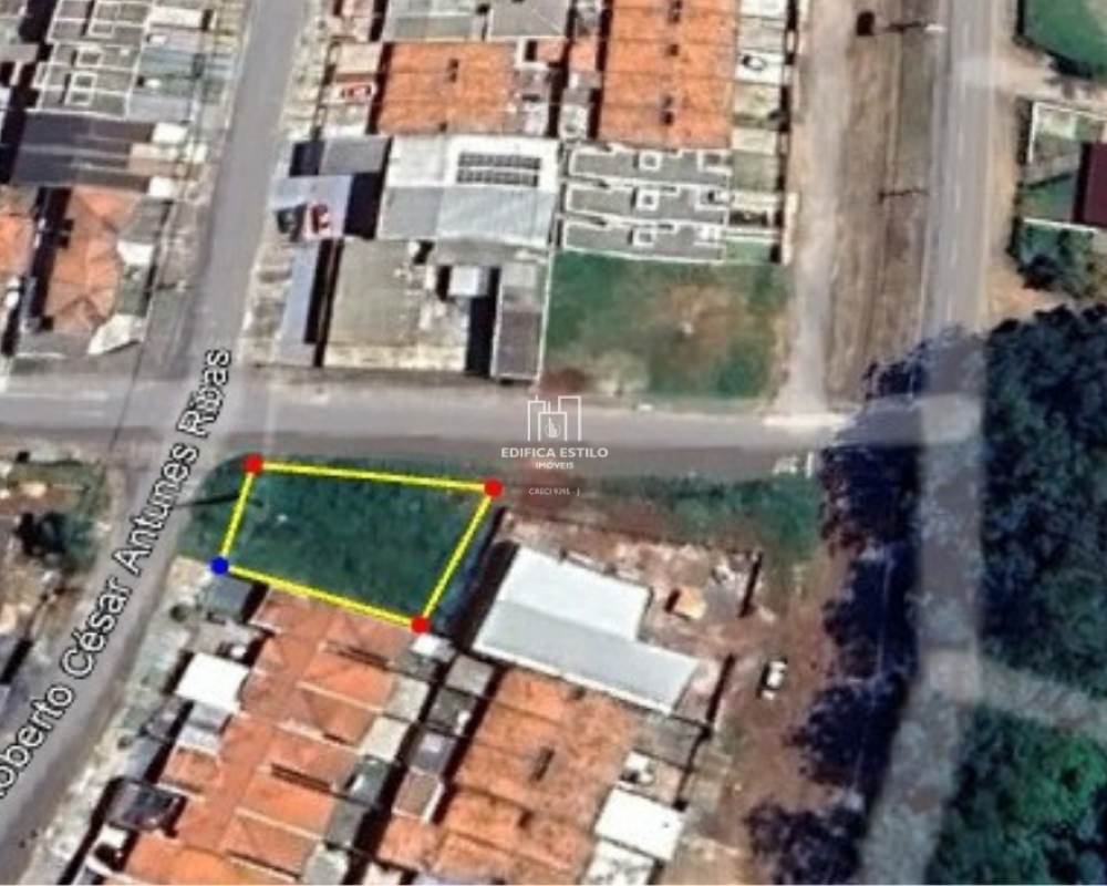 Terreno no contorno